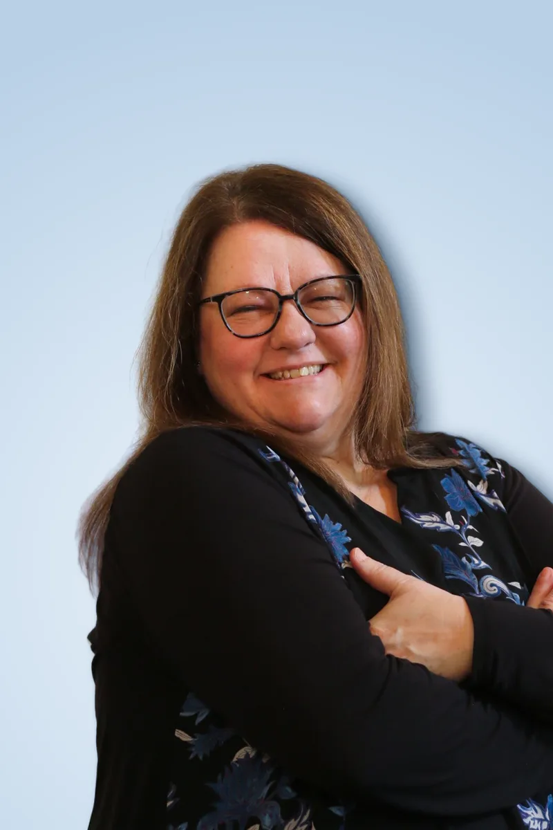 Kristi, Office Manager